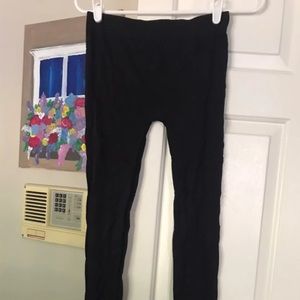Medium black textured leggings by Say What?